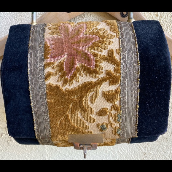 Antique Bags Vintage Antique Carpet Bag Small Barrel Purse Poshmark